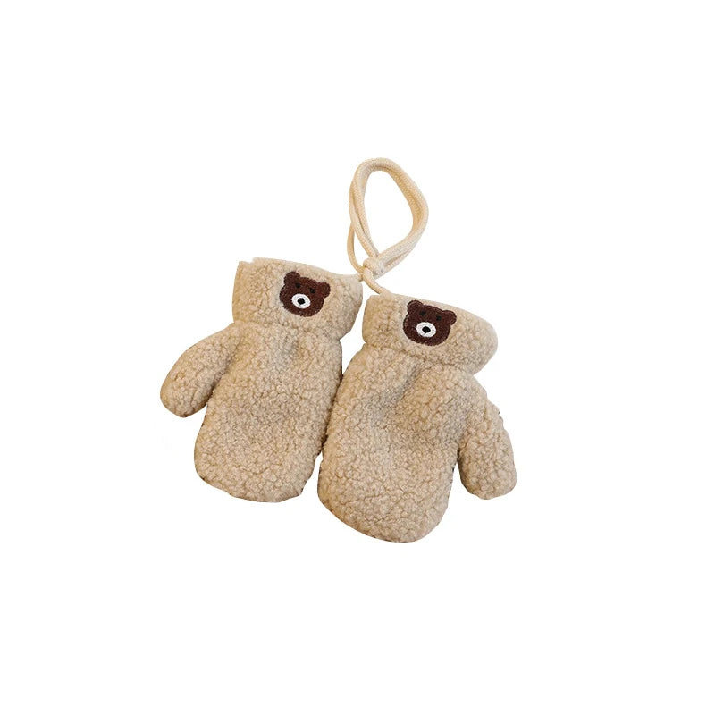 Bäriges Winterset für Babys: Kuschelschal & Handschuhe