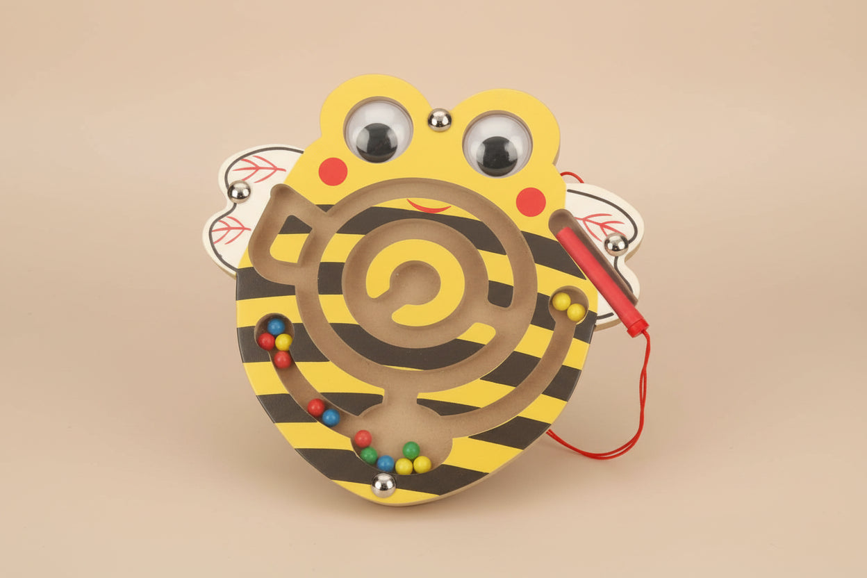 Magnetisches Holz Labyrinth